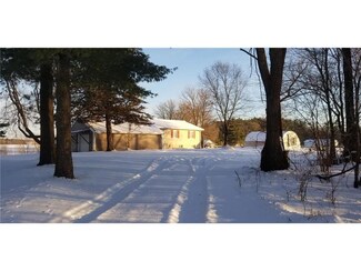 7905 420th St, Harris, MN 55032