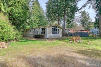 1851 Washington Dr, Point Roberts, WA 98281