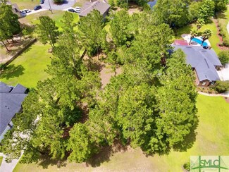208 Cypress Lakes Dr, Bloomingdale, GA 31302