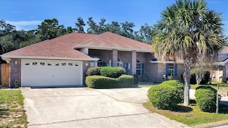 2805 Dunsmuir Dr, Navarre, FL 32566