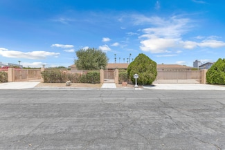 1880 Sharon Rd, Palm Springs, CA 92262