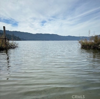 14135 Lakeshore Dr, Clearlake, CA 95422