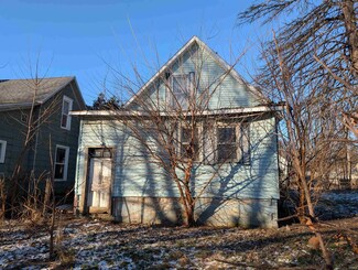 918 Monroe St, Elkhart, IN 46516