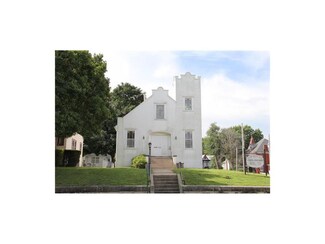 1401 Franklin Ave, Lexington, MO 64067
