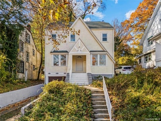 66 Hutchinson Blvd, Mount Vernon, NY 10552