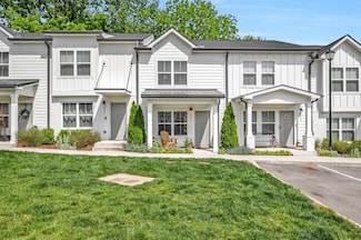 646 Hadley Village Blvd, Nashville, TN 37138