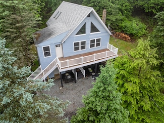115 Tumbleweed Dr, Long Pond, PA 18334