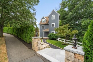 2 Tanglewood Dr, Saugus, MA 01906