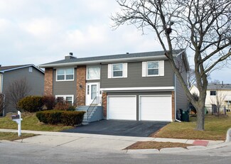 1610 E Bayside Ct, Hoffman Estates, IL 60192