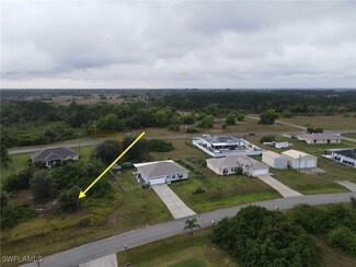 513 Peerless Cir Unit 4, Lehigh Acres, FL 33974