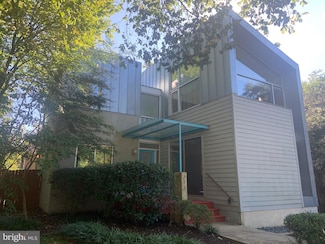 213 E Raymond Ave, Alexandria, VA 22301