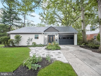 4119 Woodberry St, University Park, MD 20782