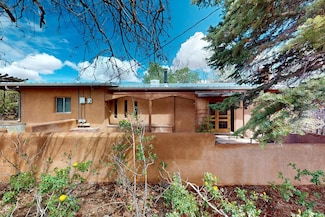 20 & 21 Los Ojitos, Santa Fe, NM 87506