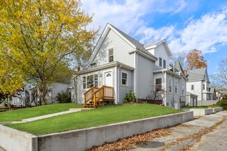 198 Perkins Ave, Brockton, MA 02302