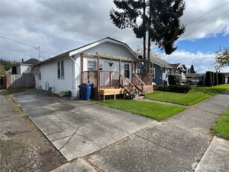 1404 S 2nd St, Mount Vernon, WA 98273