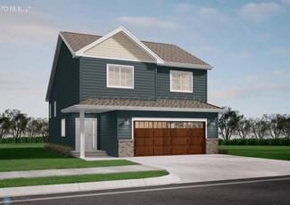 3717 50th St S, Fargo, ND 58104