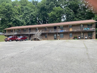 216 Hilltop Dr Unit 5, Collinsville, VA 24078