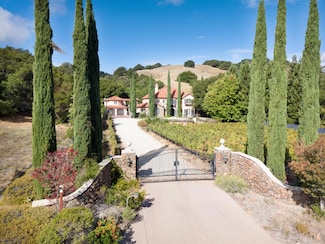 5371 Stonehurst Dr, Martinez, CA 94553