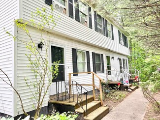 28 Woodlawn Ave, Hillsborough, NH 03244