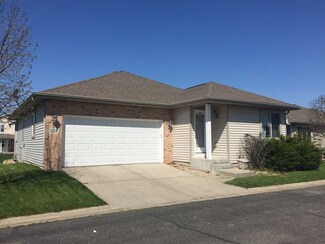 524 Lexington Dr, Oregon, WI 53575