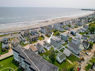 182 Kings Hwy, Hampton, NH 03842