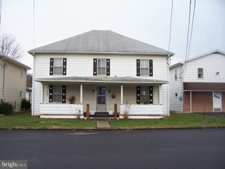 210 S Elm St, Moorefield, WV 26836
