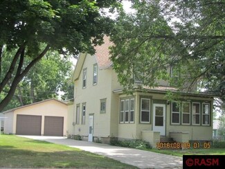 811 Bradley Ave, Gibbon, MN 55335