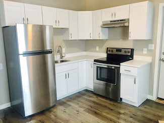 178 North Ave Unit 2, Abington, MA 02351