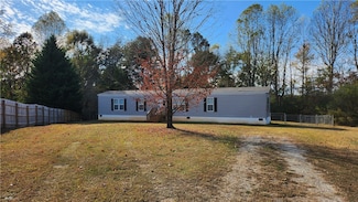 224 Kennemer Ln, Liberty, SC 29657