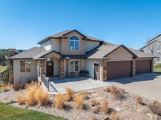 6627 Kennemer Dr, Rapid City, SD 57702
