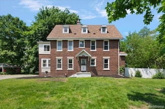 22608 Frisbee St, Detroit, MI 48219