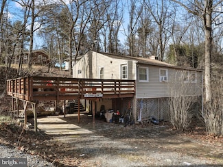 25 Greentree Ln, Harpers Ferry, WV 25425