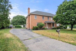 477 Sprague St Unit 477, Dedham, MA 02026