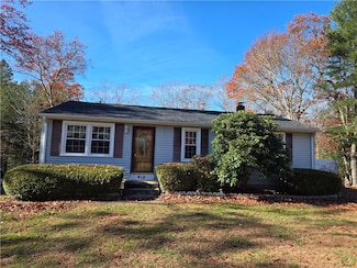 416 Gardiner Rd, West Kingston, RI 02892