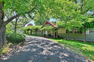 2232 Dellwood Ave, Medford, OR 97504