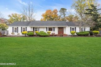 10 Cooper Dr, Howell, NJ 07731