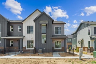 6912 Huddersfield Ln, Castle Pines, CO 80108