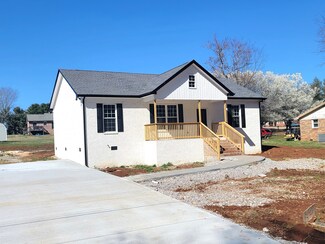 484 Royal Dr, Rock Island, TN 38581