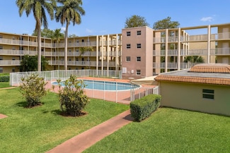 2800 NW 56th Ave Unit B402, Lauderhill, FL 33313