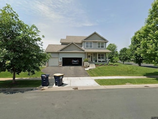 19801 Dover Dr, Farmington, MN 55024