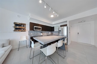 90 SW 3rd St Unit 1514, Miami, FL 33130