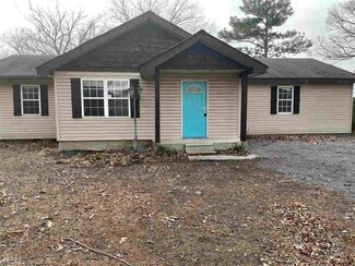 6971 First Ln, Trumann, AR 72472