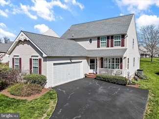 735 W Glenview Dr, West Grove, PA 19390
