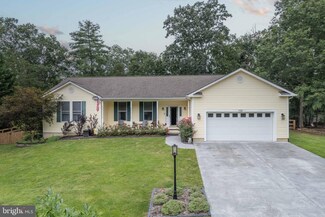 102 Sunset Cir, Cross Junction, VA 22625