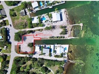 655 E Shore Dr, Summerland Key, FL 33042