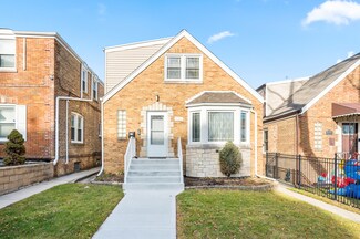 6304 W Barry Ave, Chicago, IL 60634