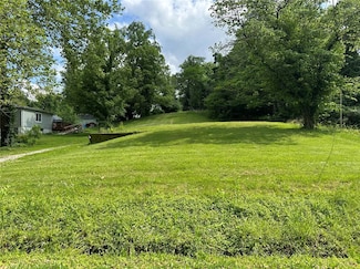 632 Fern Dr, Belleville, IL 62223