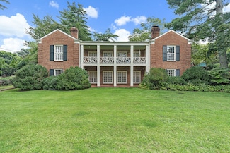 201 Sunnyside Dr, Nashville, TN 37205