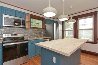 12 Drury Rd, Hyde Park, MA 02136