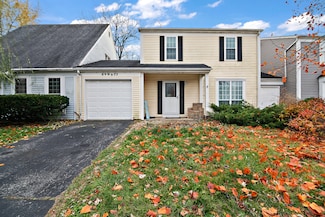 29W477 Blackthorn Ln, Warrenville, IL 60555